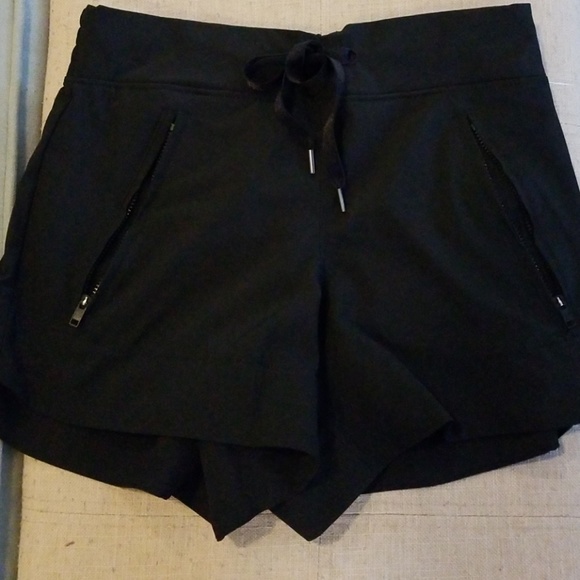 apana shorts women